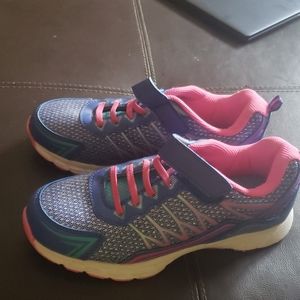 NWOT Children's Danskin shoes